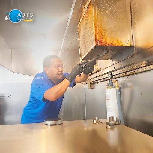 Boston restaurants are facing shutdowns